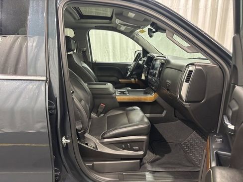 Used 2018 Chevrolet Silverado 1500 LTZ w/ LTZ Plus Package image 13
