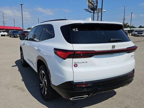 New 2026 Buick Enclave Sport Touring w/ Power Package FWD image 3