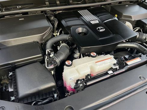 Used 2023 Lexus LX 600 4WD w/ Accessory Package (Z1) image 44