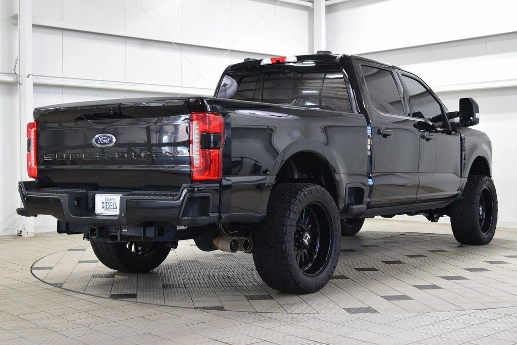 Used 2023 Ford F250 Lariat w/ Lariat Ultimate Package AWD/4WD image 7