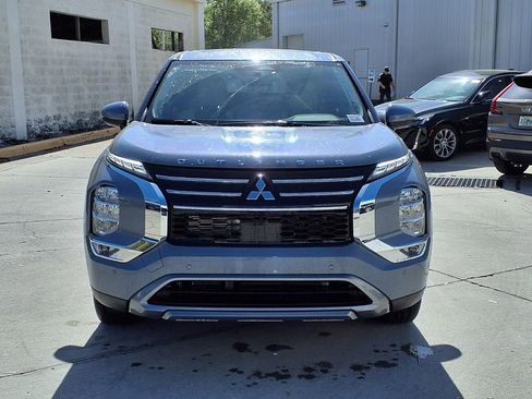 Used 2026 Mitsubishi Outlander SE FWD image 6