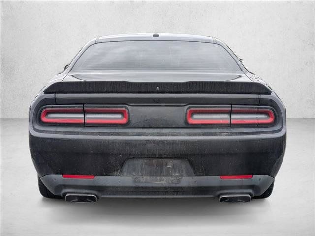 Used 2019 Dodge Challenger R/T RWD image 6