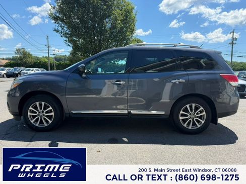 Used 2014 Nissan Pathfinder SL w/ SL Premium Package AWD/4WD image 4