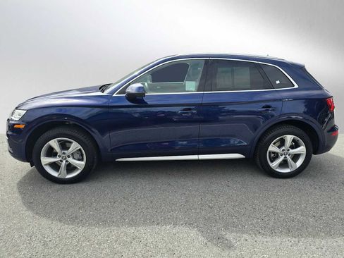 Used 2020 Audi Q5 2.0T Premium w/ Convenience Package image 6
