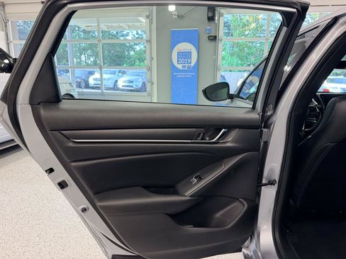 Used 2020 Honda Accord Sport image 18