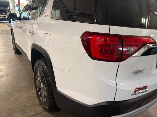 Used 2017 GMC Acadia SLT AWD/4WD image 31