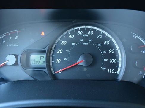 Used 2013 Toyota Sienna LE w/ Towing Pkg image 20