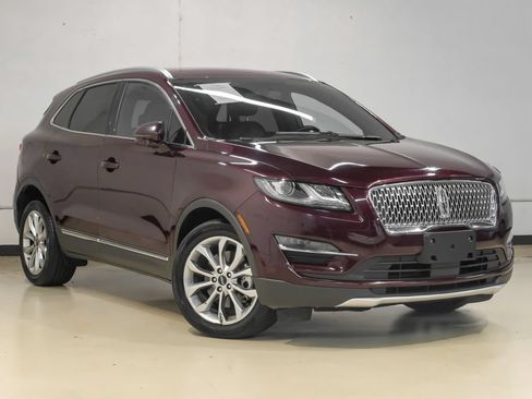 Used 2019 Lincoln MKC Select w/ Select Plus Package FWD image 9