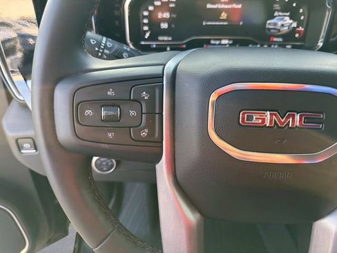 Used 2025 GMC Sierra 1500 Elevation image 25
