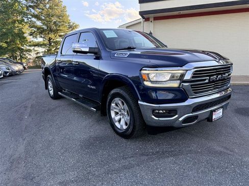 Used 2021 RAM 1500 Laramie AWD/4WD image 3