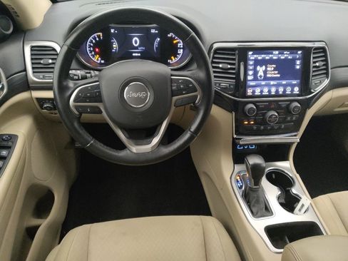 Used 2022 Jeep Grand Cherokee Laredo E w/ Security & Convenience Group image 22