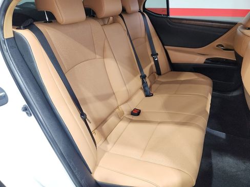 Used 2023 Lexus ES 300h image 77