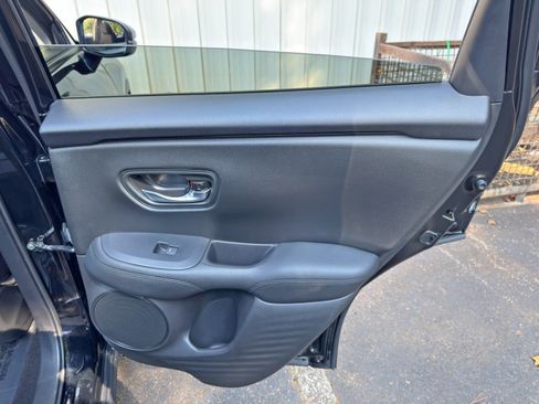 Used 2026 Honda HR-V LX image 37