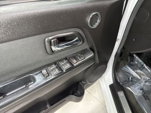 Used 2011 Chevrolet Colorado LT RWD image 8
