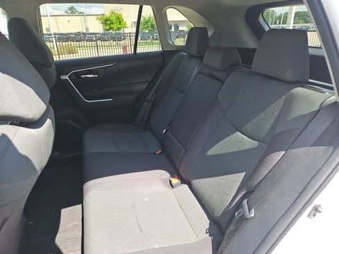 Used 2024 Toyota RAV4 XLE FWD image 25