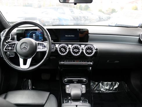 Used 2021 Mercedes-Benz A 220 image 26