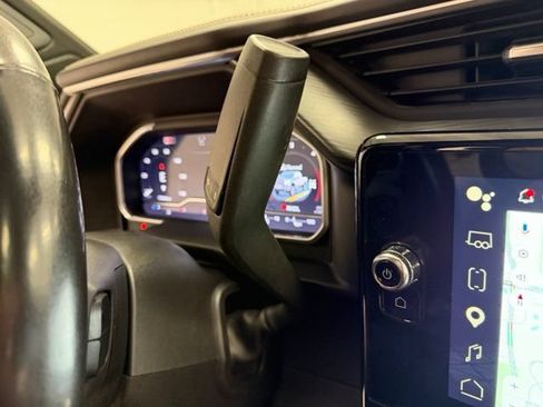 Certified 2024 GMC Sierra 2500 Denali Ultimate AWD/4WD image 15