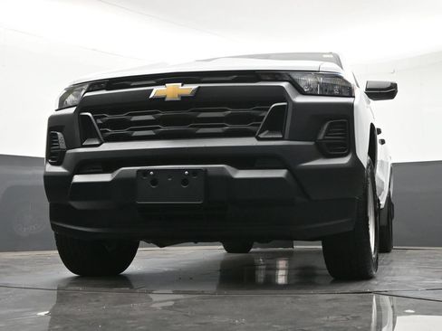 Used 2023 Chevrolet Colorado W/T RWD image 30