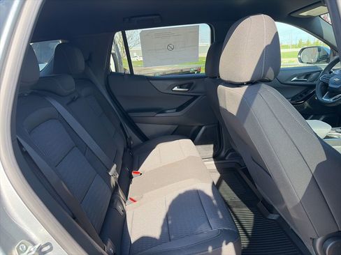 New 2026 Chevrolet Equinox LT w/ Safety and Technology Package AWD/4WD image 33