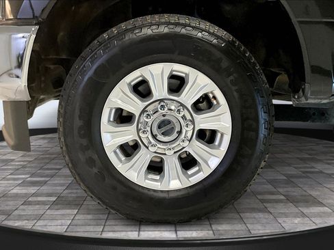 Used 2022 Ford F250 XLT image 33