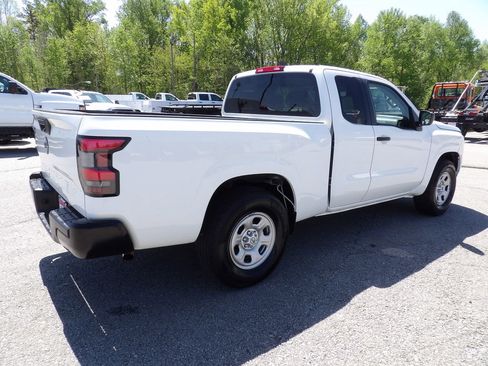 Used 2022 Nissan Frontier S image 8