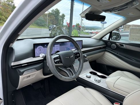 Used 2026 Genesis GV80 2.5T Prestige AWD/4WD image 9