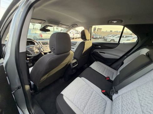 Used 2023 Chevrolet Equinox LT image 23