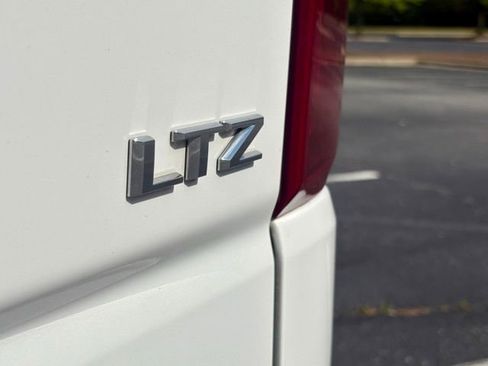 Used 2023 Chevrolet Silverado 1500 LTZ w/ Technology Package AWD/4WD image 15