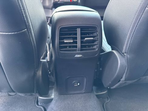 Used 2022 Ford Escape SEL w/ Technology Package FWD image 27