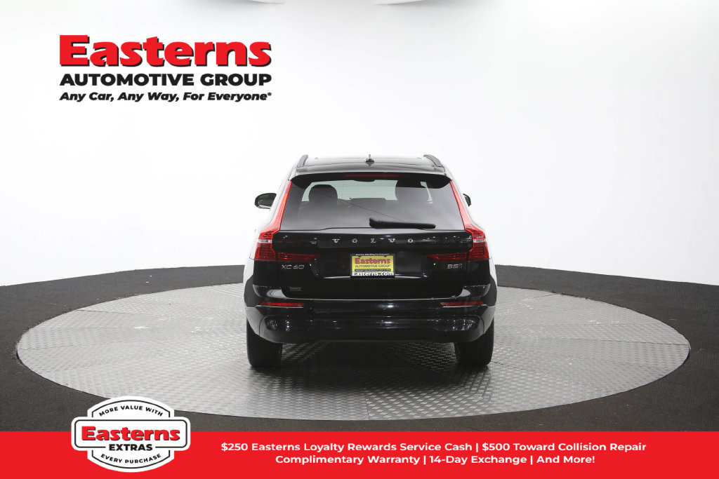 Used 2022 Volvo XC60 B5 Momentum w/ Climate Package AWD/4WD image 38
