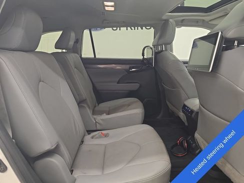 Used 2021 Toyota Highlander Limited AWD/4WD image 12
