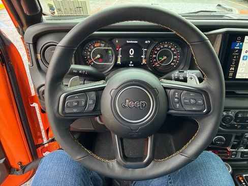 New 2025 Jeep Wrangler Unlimited Rubicon 392 image 13