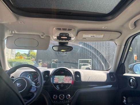 Used 2024 MINI Cooper Countryman S w/ Premium Package AWD/4WD image 7