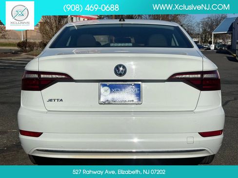 Used 2021 Volkswagen Jetta S w/ Driver Assistance Package image 3