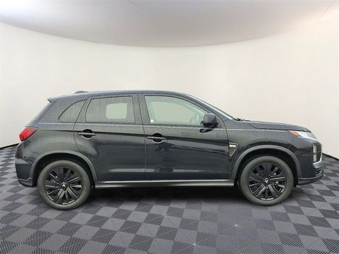 Used 2024 Mitsubishi Outlander Sport LE image 10