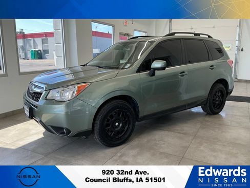 Used 2015 Subaru Forester 2.5i Limited AWD/4WD image 4