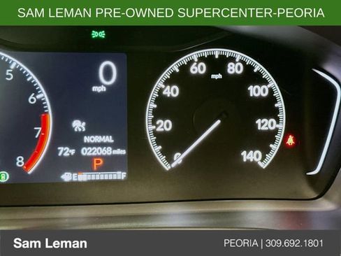 Used 2025 Honda Pilot Touring image 12