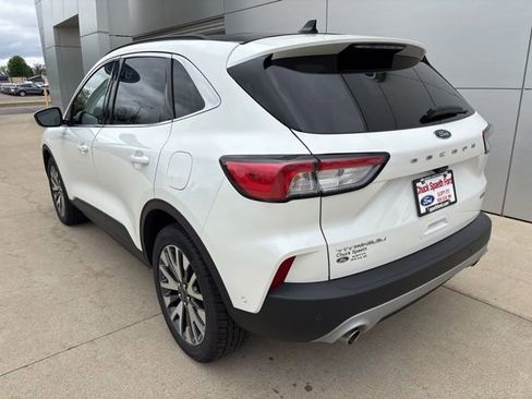 Certified 2020 Ford Escape Titanium AWD/4WD image 5