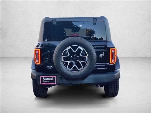 Used 2025 Ford Bronco Outer Banks AWD/4WD image 7