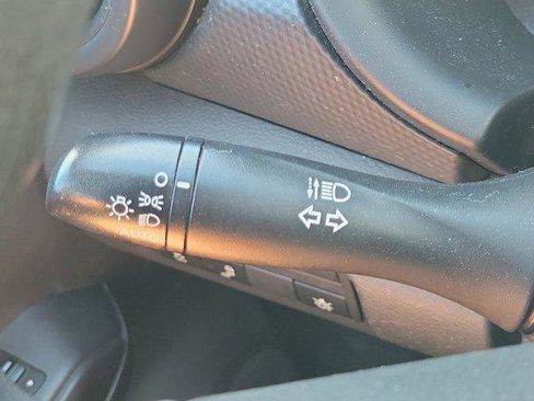 Used 2021 Nissan Kicks S FWD image 20
