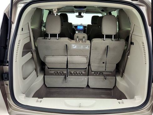 Used 2017 Chrysler Pacifica Touring Plus w/ Tire & Wheel Group image 24