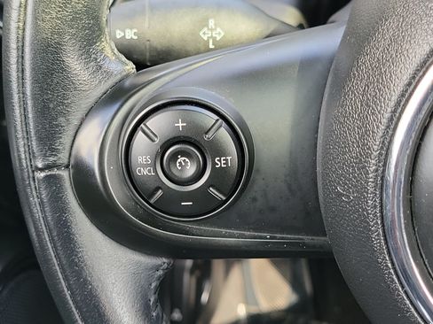 Used 2019 MINI Cooper 2-Door Hardtop FWD image 25