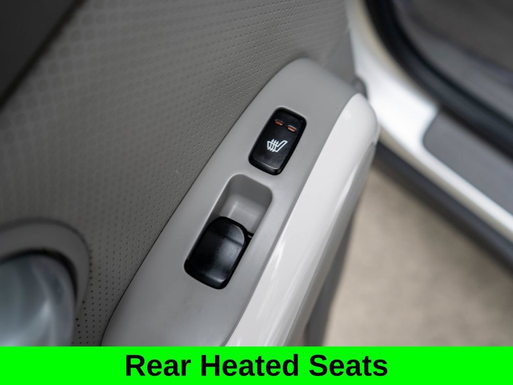 Used 2016 Kia Soul EV + FWD image 13