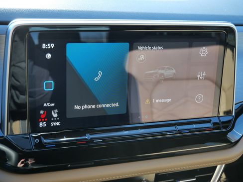 Certified 2025 Volkswagen Atlas Cross Sport SE image 31