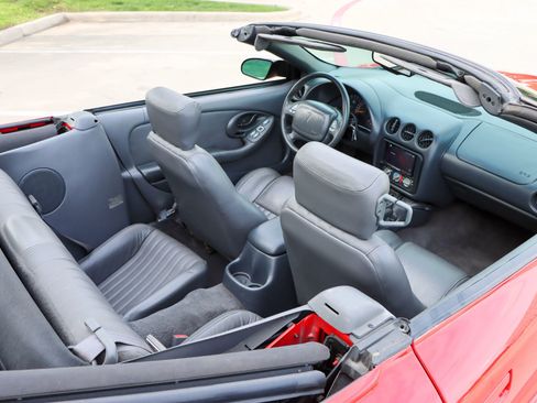 Used 1999 Pontiac Firebird Trans Am image 10