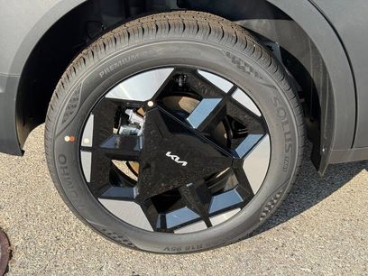 New 2027 Kia Seltos S