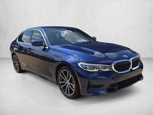 Used 2020 BMW 330i Sedan w/ Convenience Package RWD image 3