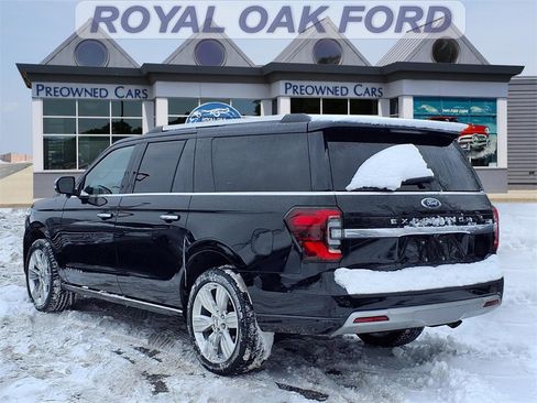 Used 2024 Ford Expedition Max Platinum image 2