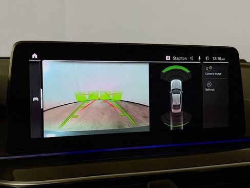 Used 2023 BMW 530i xDrive w/ Convenience Package image 15