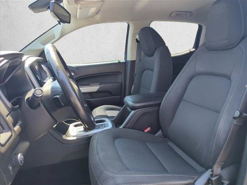 Used 2017 Chevrolet Colorado LT w/ LT Convenience Package RWD image 21